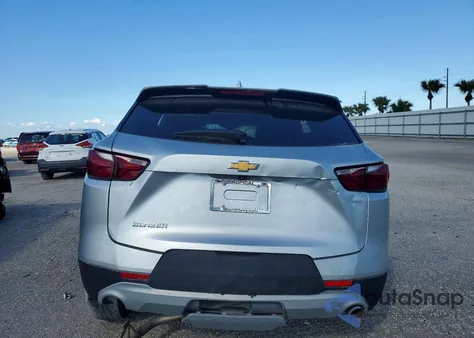 2021 Chevrolet Blazer 1Lt z USA, uszkodzony, nr VIN 3GNKBBRA8MS576113